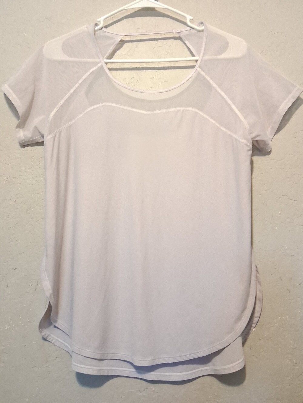 Lululemon Athletica Women Tops Mesh Cut Out Short Sleeve Side Slips‎ Running